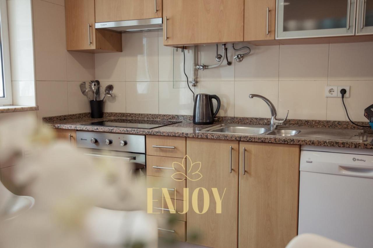 Enjoy Flat By Tonsdeverde Braga Exterior foto